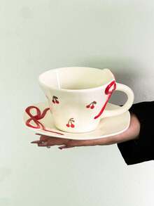 1 pieza Juego de taza y platillo de café de cerámica con diseño de corazón y cereza, taza de café estilo coreano lindo para dama, taza de té pintada a mano con corazón y lazo, taza de té de alta calidad para el té de la tarde, regalo, café árabe