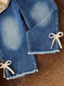 2 件套女婴时尚甜美服装，饰有装饰性蝴蝶结，条纹长袖休闲衬衫上衣和蝴蝶结装饰磨损腰部松紧腰牛仔裤套装