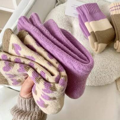 4 双女士秋冬中长袜时尚百搭紫色心形柔软保暖舒适休闲长袜