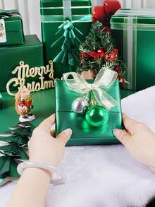 1 rollo - Papel de regalo de unicolor mate, papel de color verde sólido navideño, rollo de papel de regalo con textura metálica. Papel de regalo adecuado para bodas, San Valentín, cumpleaños, Navidad, ramos DIY, papel de regalo navideño con textura metálica, papel decorativo de elementos navideños DIY para accesorios, patrones de unicolor, papel de regalo mate, Halloween, decoración de Acción de Gracias, otoño, invierno, graduación, 17 in x 118 in