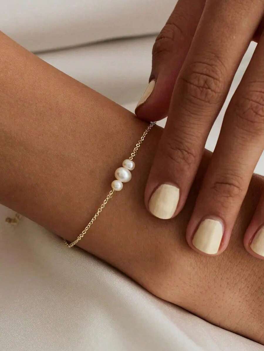 1pc Elegant Minimalist Faux Pearl Chain Bracelet, Suitable For Women To Wear Daily, Dates, Weddings, Vacations, Gifts - Gold - View 1
