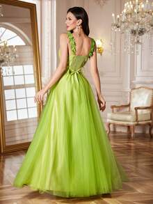 Elegantes grünes Mesh-Kleid für Damen mit 3D-Blumendekor, geraffter Büste, Rückenbindung, geeignet für formelle Anlässe, Hochzeiten, Partys, Galas