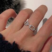 1pc Women's Fashion Ring, Luxurious & Unique Design, Alloy Inlaid Zirconia Interlocking Decorative Ring, Suitable For Valentine's Day, Vacation, Commute, Date, Party, Wedding, Engagement, Gift For Wife, Girlfriend, Mother Birthday, Anniversary, New Year, All Seasons