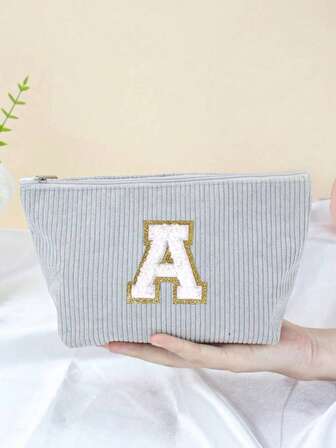 1 st. modern och enkel bärbar förvaring av smink- och kosmetikaverktyg, lämplig för kvinnor, flickor och resor, hem och daglig användning, stor kapacitet med vita namninitialer, handduk broderade bokstäver A-Ö researtiklar semester semester sminkväska sminkorganisatör resväska för kvinnor