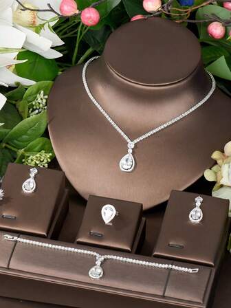 1 套浪漫方晶锆石泪珠装饰首饰套装，适合女士派对佩戴