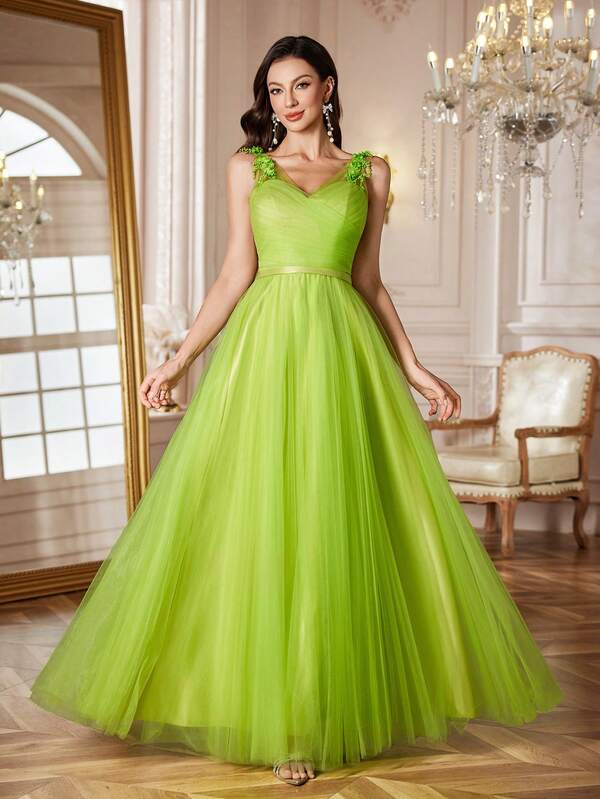 Elegantes grünes Mesh-Kleid für Damen mit 3D-Blumendekor, geraffter Büste, Rückenbindung, geeignet für formelle Anlässe, Hochzeiten, Partys, Galas