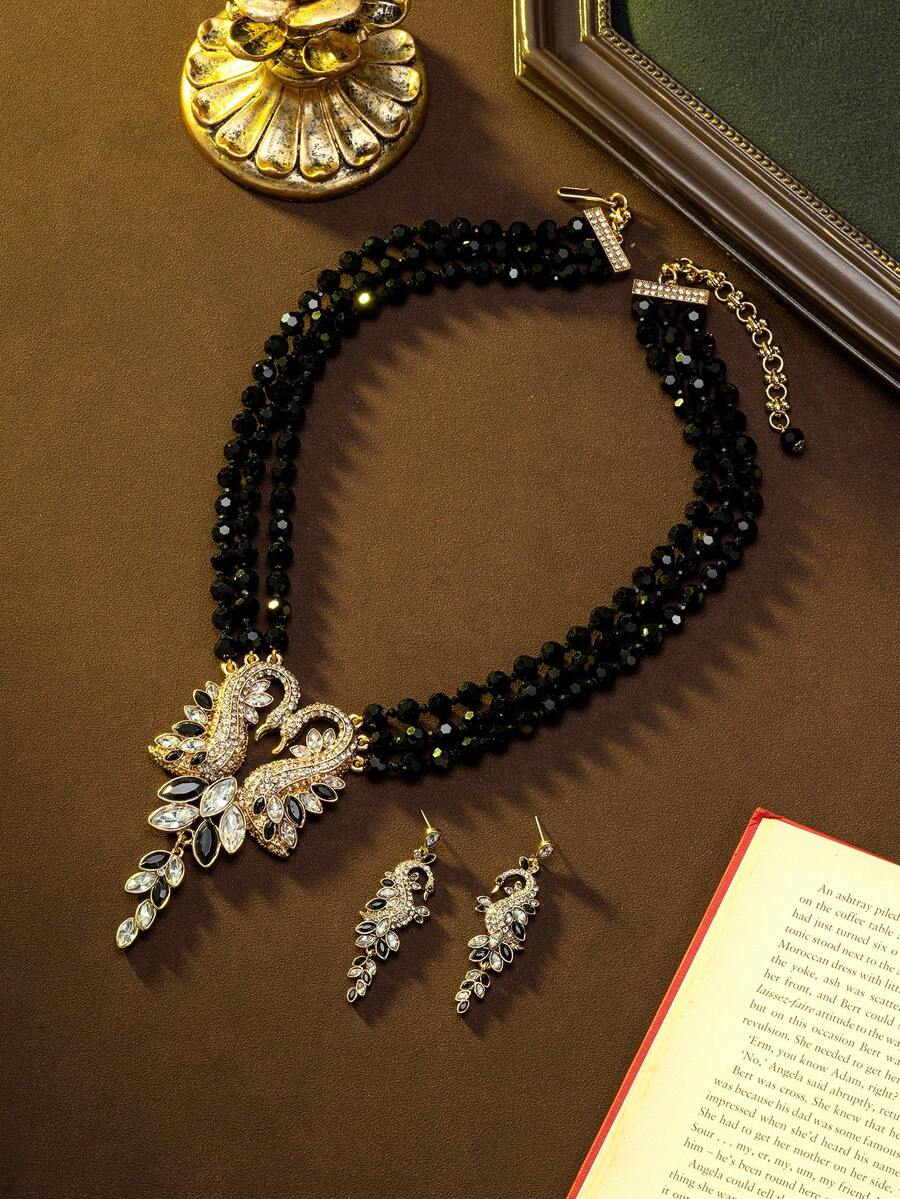 Vintage Luxurious Elegant Niche Jewelry Multilayer Necklace With Dual Swan Design, Made Of Retro Gold Plating, Copper Alloy, And Gemstone Accents, Suitable For Daily, Party, Banquet, And Special Occasions - Multicolor - View 1