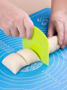 1 件糕点刮刀、糕点切碎器、塑料糕点切割器、多功能 PP 面包分离器、家庭烘焙披萨刀、蛋糕切割器、厨房用品、厨房小工具、肠粉刮刀、多功能刮刀 - 綠色 - 查看 3