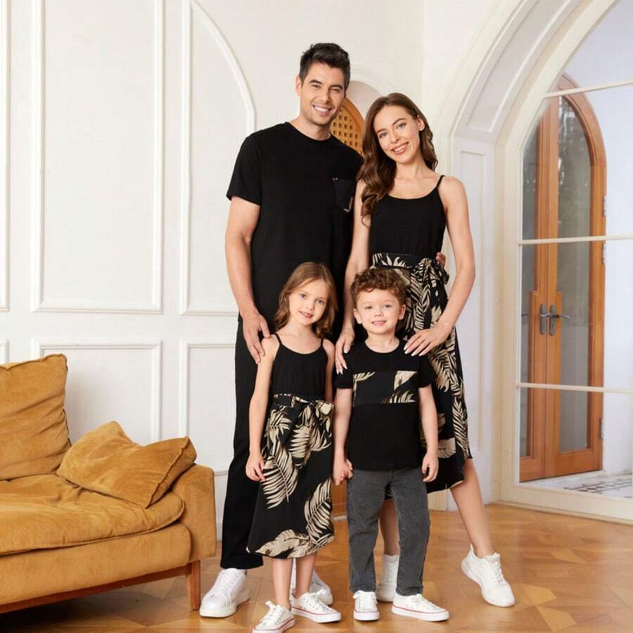 Family Matching Floral Print Belted Cami Dresses And Solid Short Sleeve Tops Sets - 黑色 - 查看 1