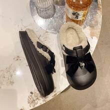 Bestsellers: Pantuflas de peluche cálidas y punk con hebilla en forma de corazón, zapatos casuales de invierno con lazo para mujer, estilo dulce y fresco