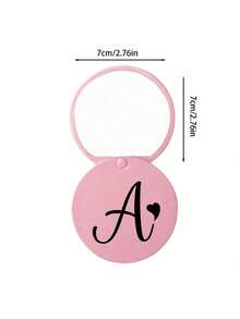 Praktischer Mini-Spiegel mit schwarz gedruckten Herzbuchstaben A-Z, niedlicher Make-up-Spiegel, Mini-Kompaktspiegel, tragbarer Make-up-Spiegel, Mini-Handspiegeln, Make-up-Spiegel für den täglichen Gebrauch, Reise und Party, süßes und lustiges kleines Geschenk, Geburtstag, Strand, Feiertage, ein tolles Geschenk für Frauen, Mütter, Lehrer, Freunde, Brautjungfern, günstig, Strumpfstopfer, Make-up, Make-up-Utensilien, günstige Sachen, Geschenke, Geschenke für Frauen, Weihnachtsgeschenke