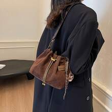 Vintage Umhängetasche für Frauen - Verstellbarer Schultergurt, Kordelzugverschluss, Kaffeebraun/Schwarz - Alltagstasche und Schultertasche, formelle Anlässe und Abendaccessoires - Langlebiges Design, Quastenverzierung, Metallverzierungen,Damentaschen, modische Damenhandtaschen, beliebte Damentaschen im Jahr 2026, Damenhandtaschen, modische Handtaschen, Weihnachtsgeschenke - Braun - Übersicht 12