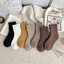 5 paires de chaussettes d'hiver pour femmes, chaussettes de bottes pour femmes en coloris unicolore, épaisses et chaudes, chaussettes d'équipage confortables
