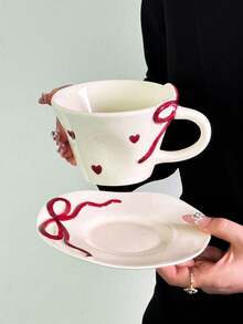 1 pieza Juego de taza y platillo de café de cerámica con diseño de corazón y cereza, taza de café estilo coreano lindo para dama, taza de té pintada a mano con corazón y lazo, taza de té de alta calidad para el té de la tarde, regalo, café árabe