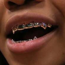 1 Set Classic Punk Six-Tooth Smooth Fang Grillz, Funny Accessory For Halloween, Unisex