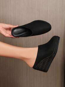 Women's Slip-On Mule Slippers With Breathable Suede Fabric, Rope Sole And Wedge Heel - Ink Black - View 3