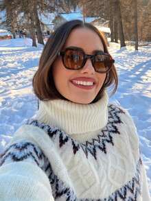 Gemma 女士秋冬费尔岛图案宽松保暖高领毛衣，柔软针织面料，宽松版型，适合雪地漫步、度假和新年穿着。 - 彩色 - 查看 6