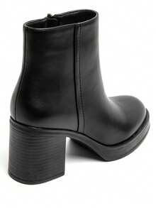 Bottines à talon carré en cuir suédine – élégance et confort au quotidien - 黑色 - 查看 4