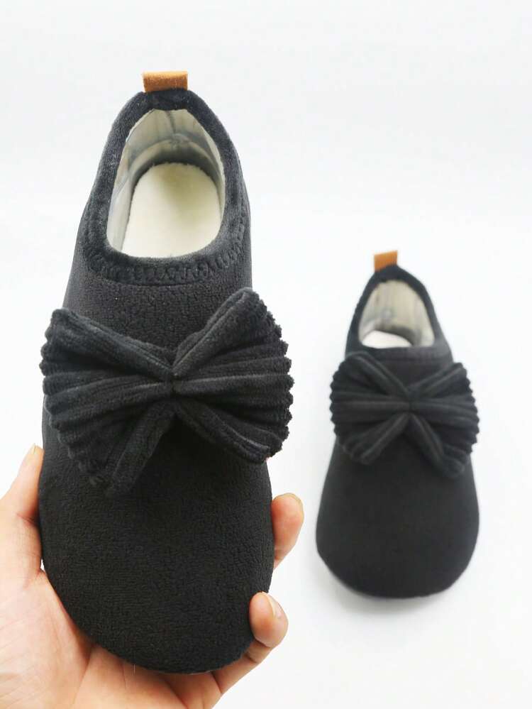 1. Calcetines de piso gruesos para niños de otoño/invierno, zapatos de interior antideslizantes de suela blanda para niños pequeños, adecuados para jardín de infantes, guardería, yoga, pantuflas de felpa cálidas, zapatos de calcetín de suela gruesa y ligera, adecuados para uso en el hogar - Rosa - Añade 18