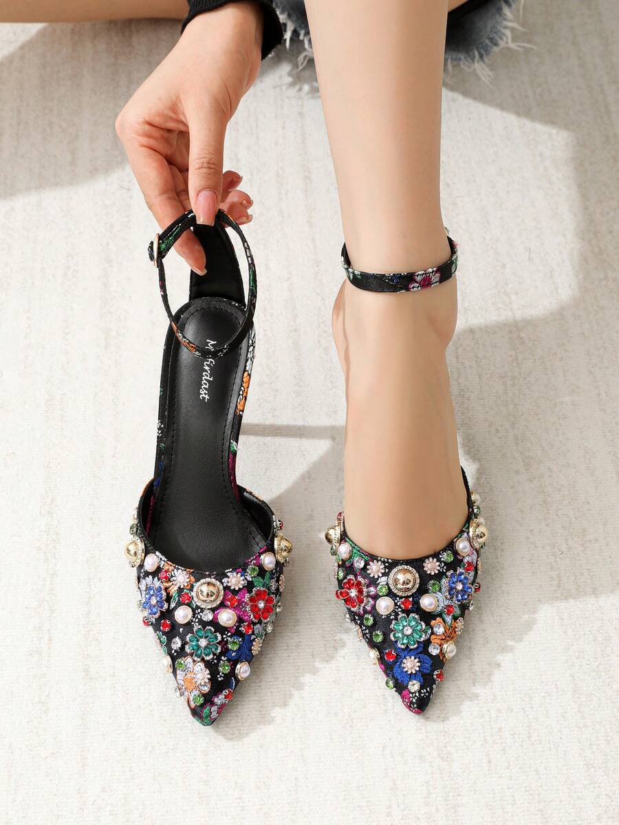 Elegant Women's Distinctive Embroidery Pointed Toe High Heel Shoes With Glittering Crystal Embellishment, Comfortable & Durable, Versatile For Formal Occasions, Party, Wedding, Date Design For Prom Valentine's Day Gift We Recommend Buying Half A Size Smaller. - 黑色 - 查看 1