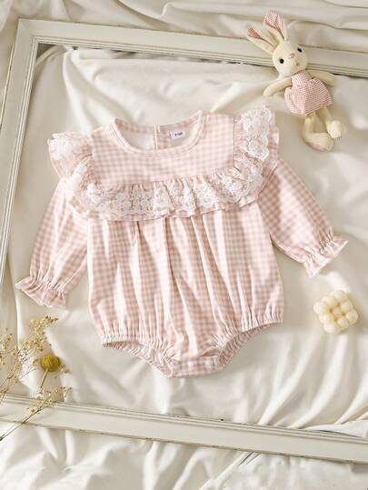 Modischer und süßer dreidimensionaler Mesh-Spitzen-Rüschen-Bodysuit für Baby Mädchen, weich und bequem dicker Bodysuit, geeignet für Outdoor-Aktivitäten von Baby Mädchen im Frühling und Herbst, Klettern, Spielen, Urlaub, Party und Alltagstragen