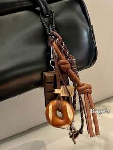 Yogodlns Móc khóa hợp kim, móc khóa bánh mì tròn, mặt dây chuyền thiết kế độc đáo, cá tính và thời trang, mặt dây chuyền hình sô cô la, móc khóa dây thừng thủ công, mặt dây chuyền túi xách phong cách thể thao, phụ kiện túi xách, thiết kế tối giản sáng tạo, thích hợp làm quà tặng cho bạn gái, ngày Valentine, ngày của Cha, ngày của Mẹ, quà tặng tiệc tùng và phụ kiện hàng ngày, hoàn hảo cho Giáng sinh. - Nhiều màu - Xem 6