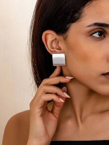 1 Pair Fashionable Simple Versatile Geometric Stud Earrings - Silver - View 5