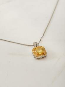 Clariva 1 Stück glamouröse Halskette mit geometrischem Anhänger aus kubischem Zirkonia für Frauen, als Geschenk für Dates, Weihnachten