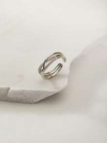 Clariva 1pc Fashionable Minimalistic Unique Design Chic Luxury Personalized Cross Ring For Women, Everyday Wear Gifts - Silver - View 3