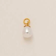 1件时尚精致热销彩色锆石吊坠仿珍珠宝石吊坠，18K电镀金，展现女性优雅魅力。DIY珠宝配饰，项链，手链，钥匙扣，易于搭配，可作为精致吊坠佩戴，适合妻子和母亲自由搭配。