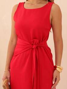 Dress With Sophisticated Fit And Front Knot Knot Knot In The Front - Red - View 5