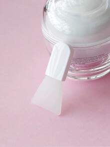 Face Mask Applicator Brushes, Mini Makeup Spatula Portable Beauty Tools Set For Facial Mud, Cosmetic Mask, Facial Clay, Eye Mask, Body Lotion, Body Butter, Serum, Cream. 3PCS Soft Silicone Brush Suit