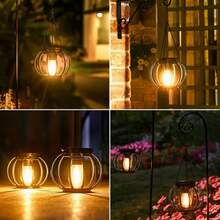 1 sztuka wodoodpornej, ogrodowej latarni solarnej, metalowa, wisząca lampa solarna z haczykiem. To jasna i ciepła lampa solarna, a zarazem klasyczna lampa solarna, idealna do dekoracji podwórek, ogrodów, tarasów i werand.