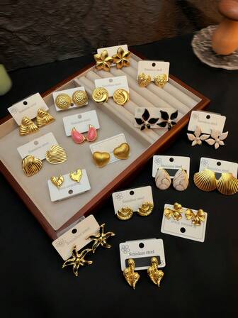 15对金属不锈钢几何耳环套装，适合女性日常佩戴。节日派对礼物（随机发货）