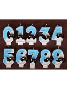 1 pezzo Candele a forma di numeri per compleanno, numeri da 0 a 9 in blu e bianco, candele a forma di numeri romantiche e preferite a livello globale per decorare torte di compleanno, feste di anniversario, lauree, matrimoni, con decorazioni a forma di controller di gioco blu e bianco con brillantini, decorazioni da tavolo romantiche per feste di matrimonio, accessori fotografici per torte dolci - Multicolore - Visualizzare 10