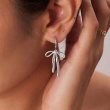 1 Paar rostfreier, wasserfester und nicht verblassender vintage goldener großer Schmetterling Creolen, geeignet für den täglichen Gebrauch von Frauen