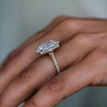 1pc Women's Fashion Ring, Elegant & Delicate Design With Cubic Zirconia, Suitable For Valentine's Day, Vacation, Commute, Date, Party, Wedding, Engagement, Gift For Wife, Girlfriend, Mother Birthday, Anniversary, New Year, All Seasons