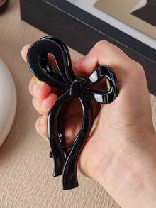 1/4个柔软硅胶蝴蝶发夹，时尚可爱，柔软防滑，经久耐用，适合日常佩戴、颈后装饰、运动、驾驶、圣诞节、节日礼物等各种场合，是女性的理想之选。优雅发夹，蝴蝶发饰。 - 多色#3 - 查看 12