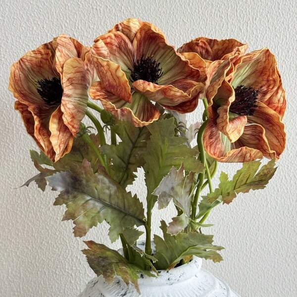 1 قطعة/70 سم زهرة اصطناعية من الزنبق الواقعية، مناسبة لديكور الزفاف والأعياد والمناسبات المنزلية، كلاسيكية وعتيقة لجميع المواسم، ديكور عيد الميلاد وعيد الهالوين