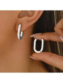 1 Pair Simple Geometric U-Shape Hoop Earrings, Smooth Gold Metal Texture, Minimalist Design, Versatile For Everyday Wear, Subtle Elegant Vibe, Suitable For Work, Casual And Commute Occasions