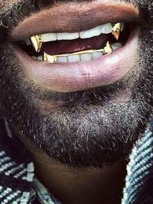 3件套双尖牙，吸血鬼獠牙组合，6件尖牙道具，适用于万圣节舞台表演、趣味嘻哈角色扮演服装，男女通用 - 白色 - 查看 5