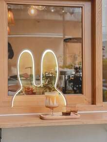Nordischer Stil süßer Hase-Ohren Nachtlicht, LED Softlicht Schlafzimmer Nachttischlampe, dimmbar per Knopfdruck, verspieltes Design, gemütliche Tischdekoration für Kinderzimmer, Steckdosenlampe, Innenraum Stimmungslicht - 1 Stück