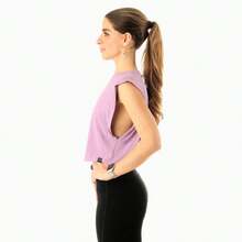 Blusa Deportiva Negra sin Mangas con Hombreras - Lila Púrpura - Ver 2