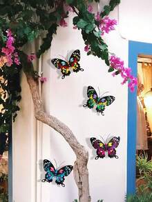 4 件套精致铁制蝴蝶墙饰 - 令人惊叹的悬挂金属艺术品，适用于室内和室外空间，无需电力，是送给家人和朋友的完美礼物，为花园、庭院、客厅、卧室、露台和阳台增添优雅气息