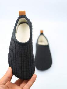 Ultra Soft Slip-On House Slippers - Unisex Wide Fit, Adjustable Strap, Lightweight & Comfortable, Rubber Non-Slip Sole, Suitable For Indoor & Outdoor Wear, Cozy & Warm, Adult House Slippers, Non-Slip Rubber Sole - Super Soft, Lightweight, Warm, Comfortable, Suitable For Indoor & Outdoor - Black - View 10