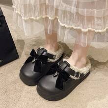 Bestsellers: Pantuflas de peluche cálidas y punk con hebilla en forma de corazón, zapatos casuales de invierno con lazo para mujer, estilo dulce y fresco