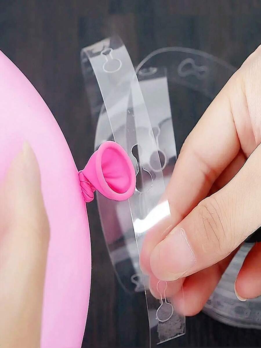 مجموعة إكسسوارات البالونات 1-8 قطع، سلسلة بالونات ذات فتحتين، نقاط غراء البالونات، شرائط عقدة الفراشة البالونات، فيونكة، نقاط بولكا، إكليل، مناسبة لحفلات الزفاف وأعياد الميلاد والتخرج والعودة إلى المدرسة وزينة عيد الميلاد