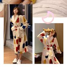 2024 Winter Neue Korallenfleece Bademantel, Dicker & Langer Flanell Bademantel für Frauen, Frühling & Herbst