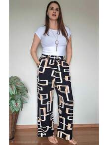 Printed High-Waisted Palazzo Pants With Pockets, Lining And Ties - Celana Geometris Hitam - View 4
