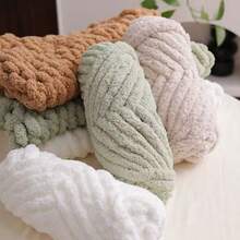 2 卷超粗涤纶纱线，500 克多色柔软 DIY 工艺纱线，适用于手工编织、毛毯、枕头、宠物床 - 多种颜色 - 貓尾巴2卷 - 查看 7